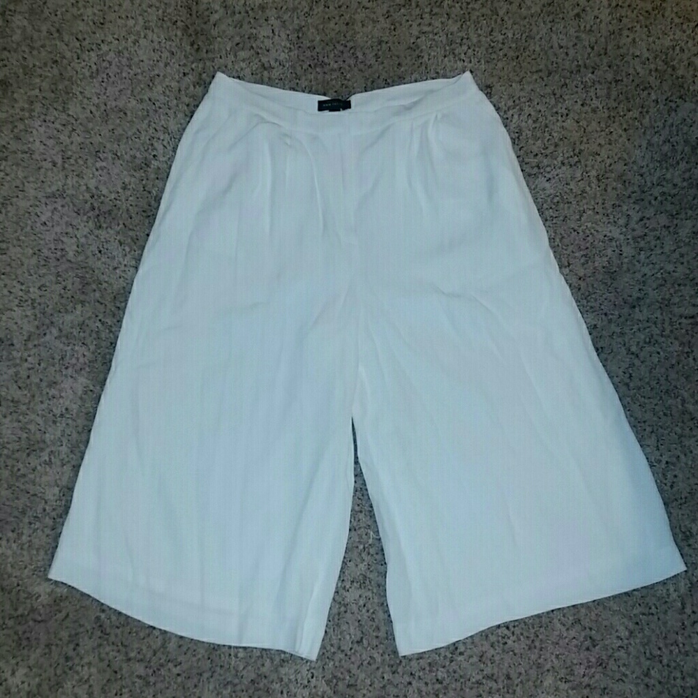 Ann Taylor gauchos pants